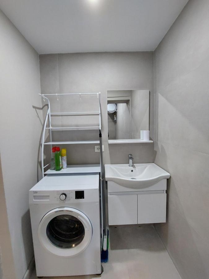 Tirana City Center Apartment 외부 사진