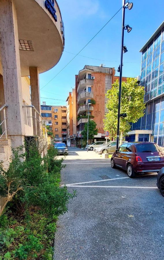 Tirana City Center Apartment 외부 사진